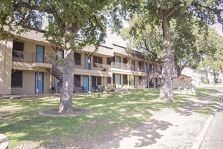 Las Palmas Apartments Irving Texas