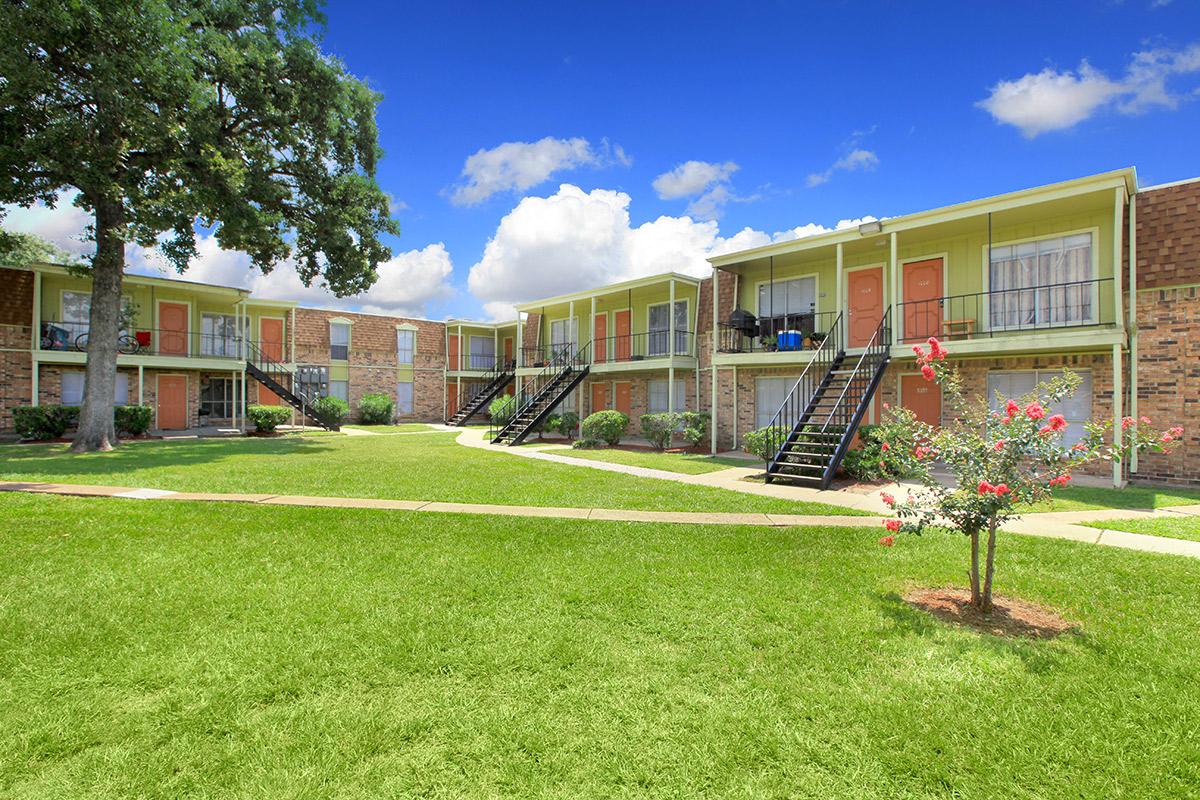 Rollingwood in Houston, TX View Photos, Floorplans & Pricing