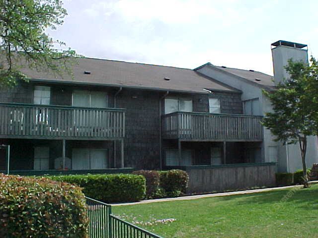 Parks Of Wood Hollow Apartment