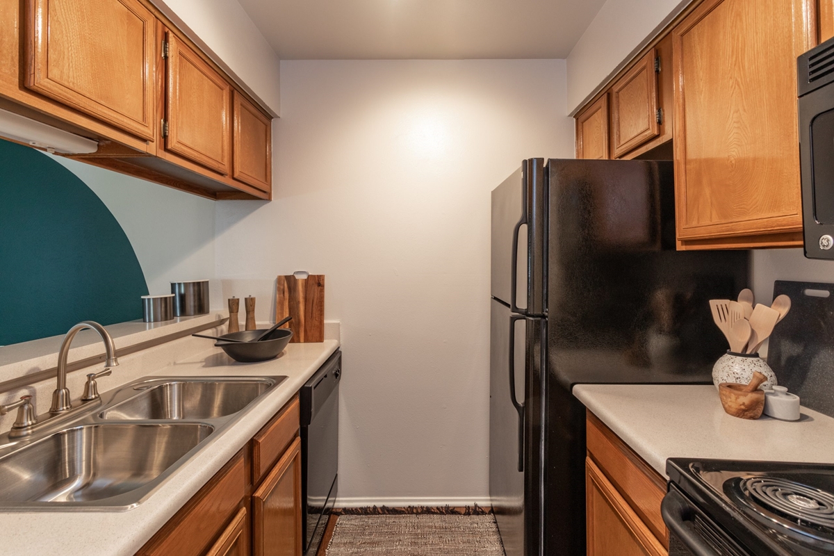 Village Chase - Kitchen - Photo 6 of 8