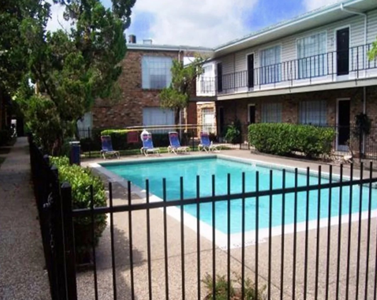 Coral Hills - Houston, TX - Photo 1 of 5