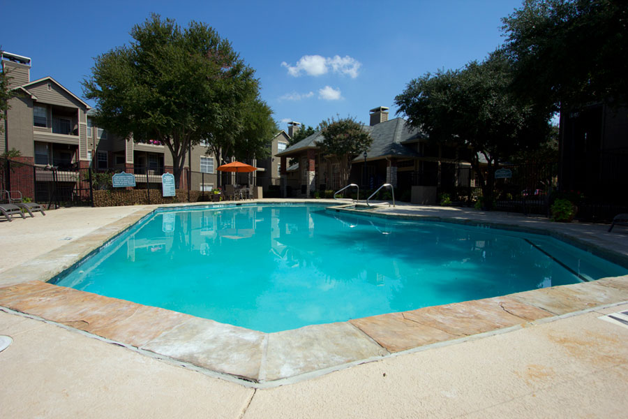 Vista Springs Lewisville 1209+ for 1, 2 & 3 Bed Apts