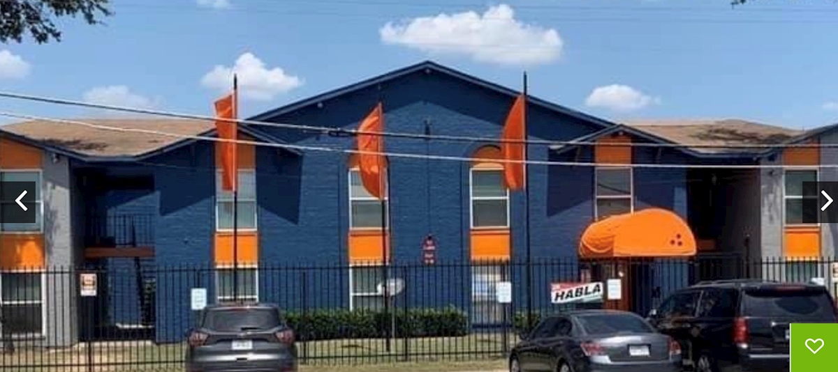 Francisco - Exterior - Photo 2 of 10