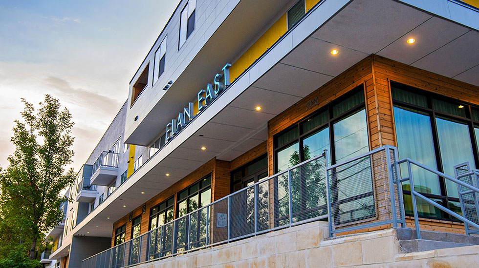 Elan East Apartments Austin 1487+ for 1 & 2 Bed Apts