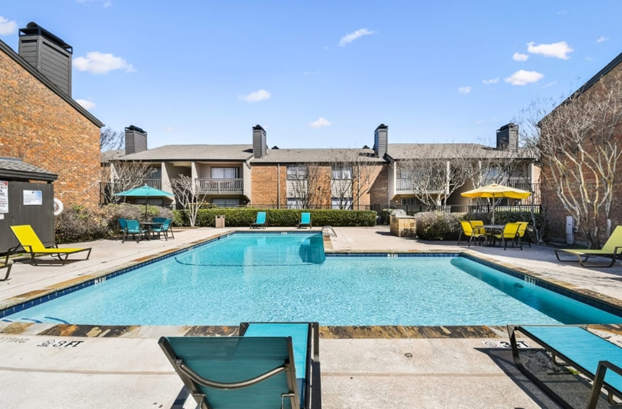 Davenport I & II - Dallas, TX - Photo 1 of 35