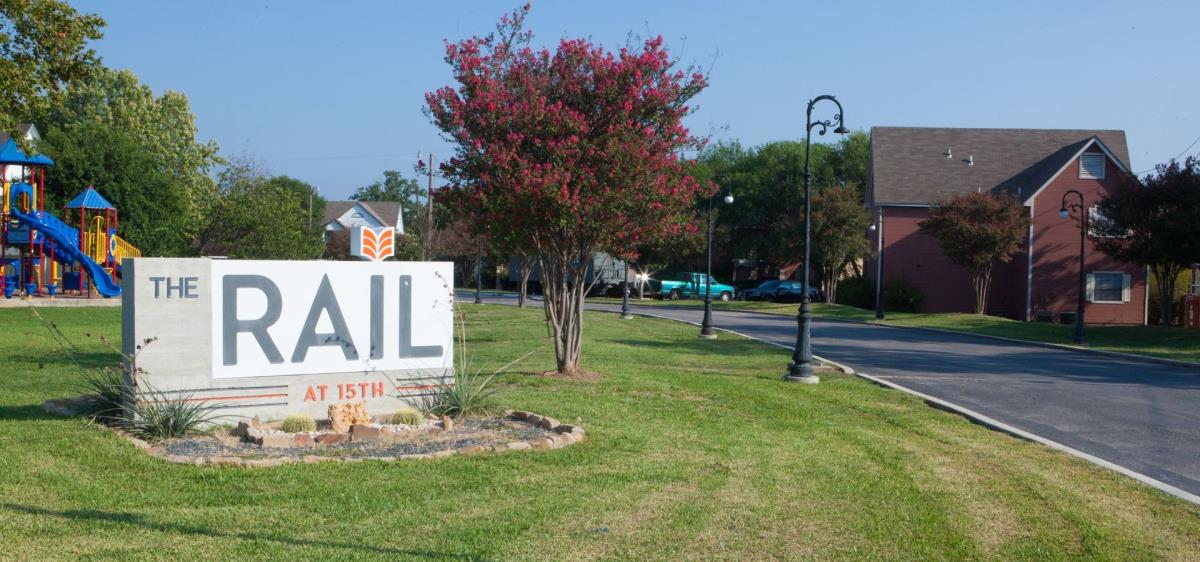 Rail at Apartments 1169+ for 1 & 2 Bed Apts