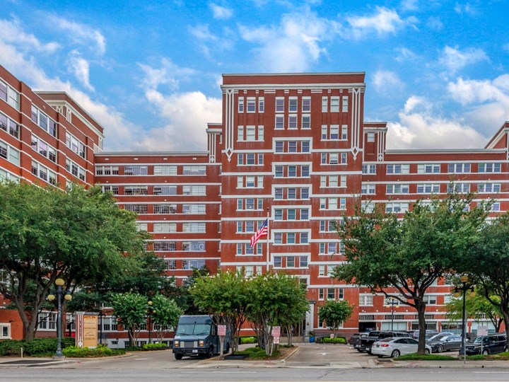 South Side on Lamar Dallas View Floorplans, Photos & More