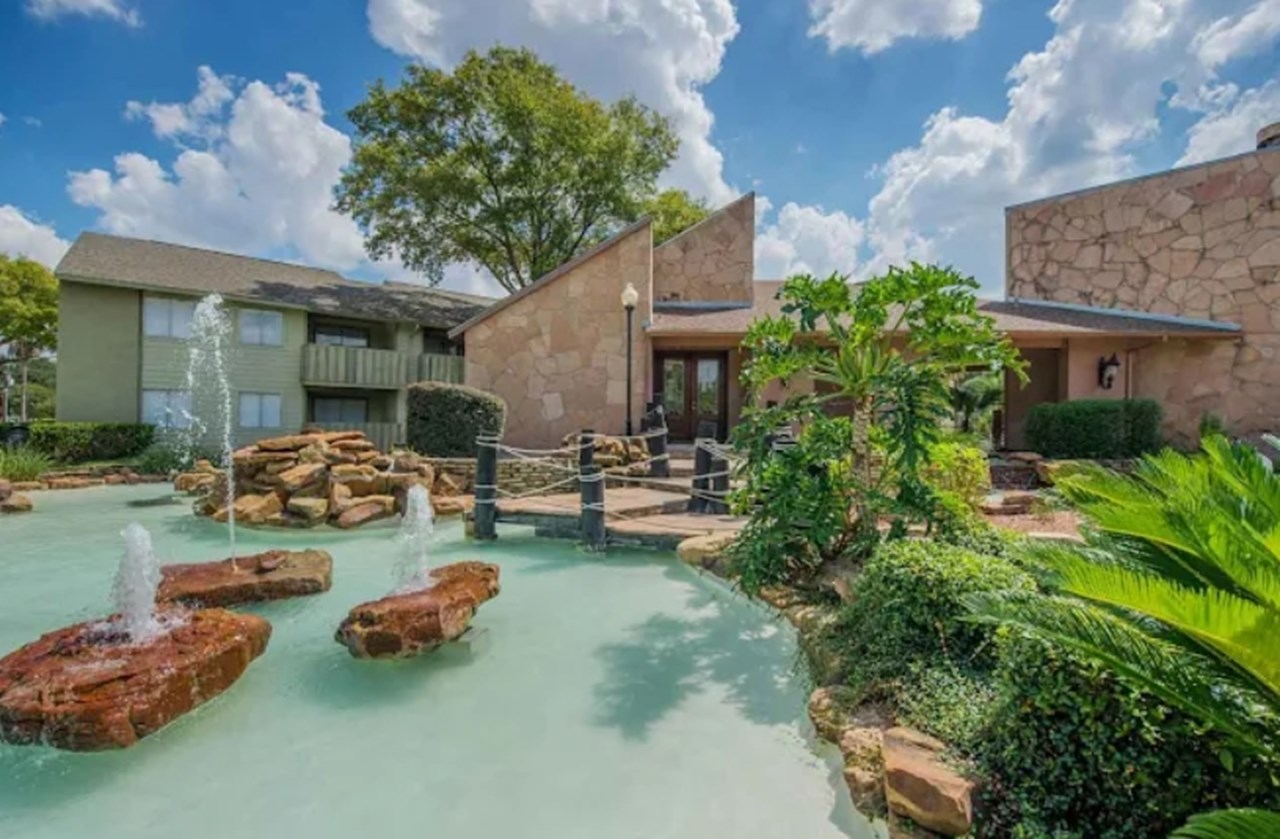 Landing at Westchase - Houston, TX - Photo 1 of 16