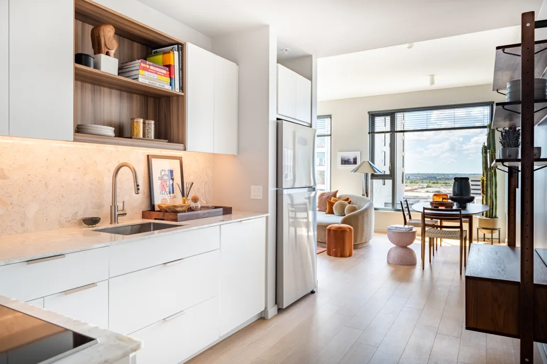 Urby II Apartments Dallas 2375+ for 1 & 2 Bed Apts