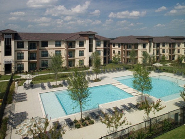 Greens of Fossil Lake - Pool - Photo 5 of 15