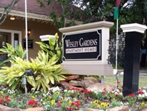 Wesley Gardens Houston 585 For 1 2 Bed Apts