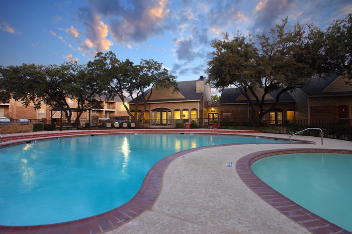Avondale Parc at Bellmar - Pool - Photo 4 of 17