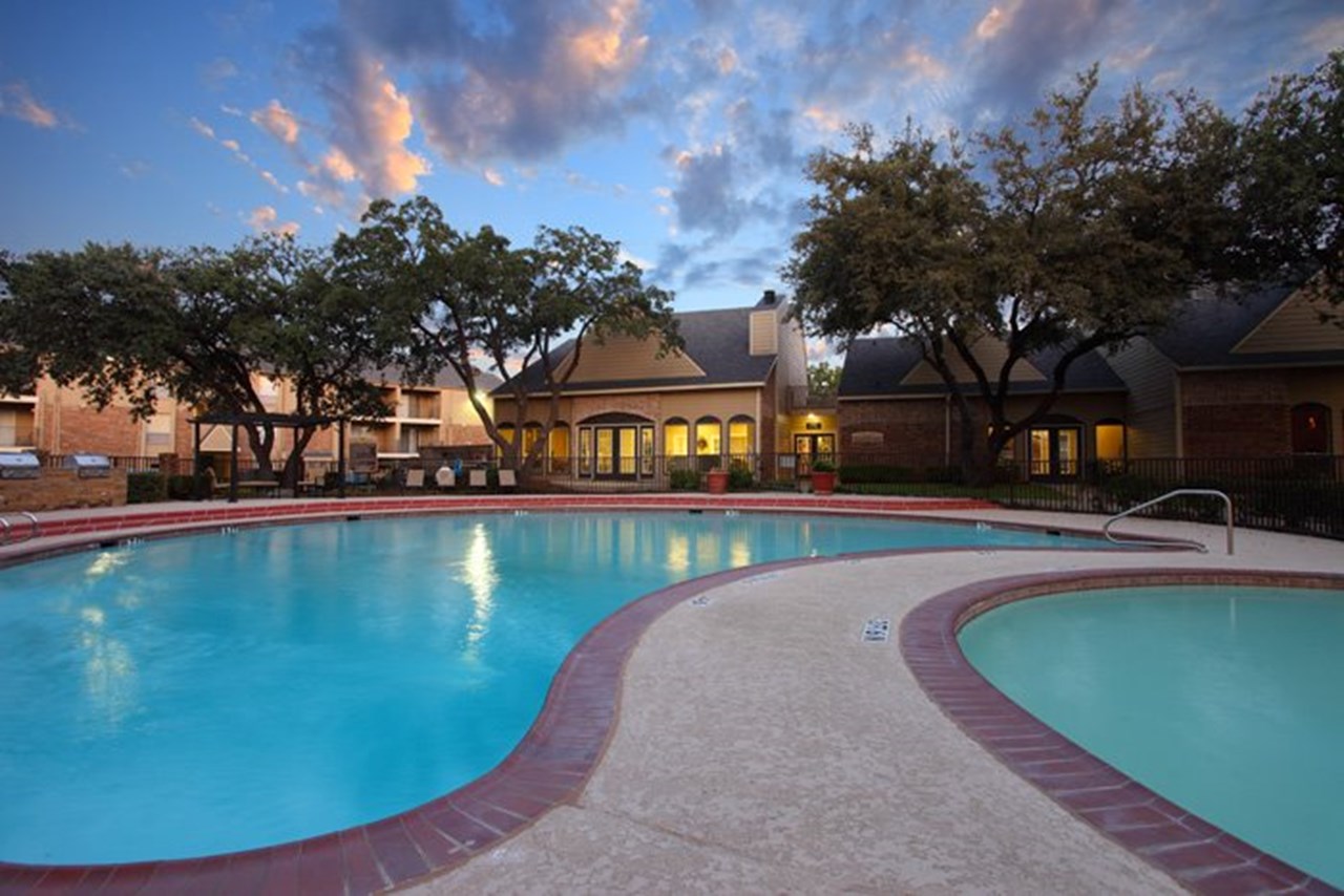Avondale Parc at Bellmar - Pool - Photo 4 of 17