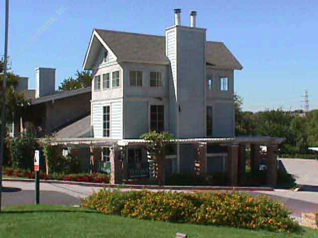 Vinings at Central Apartment