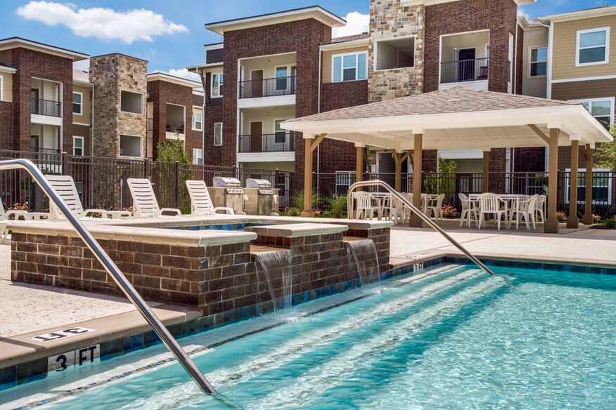 Palladium East Berry Street Fort Worth - View Floorplans, Photos & More