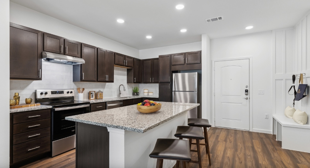 Wildwood - Dining/Kitchen - Photo 8 of 12