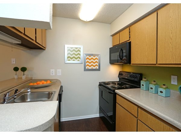 Horizons at Sunridge I - Pool - Photo 6 of 12