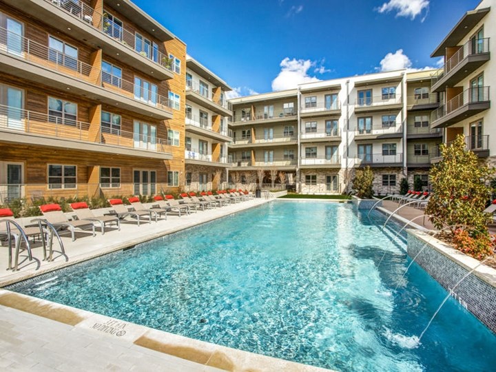 Bluffs at Midway Hollow Dallas 1472+ for 1, 2 & 3 Beds