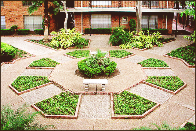 Diamond Hill at Westheimer Apartment