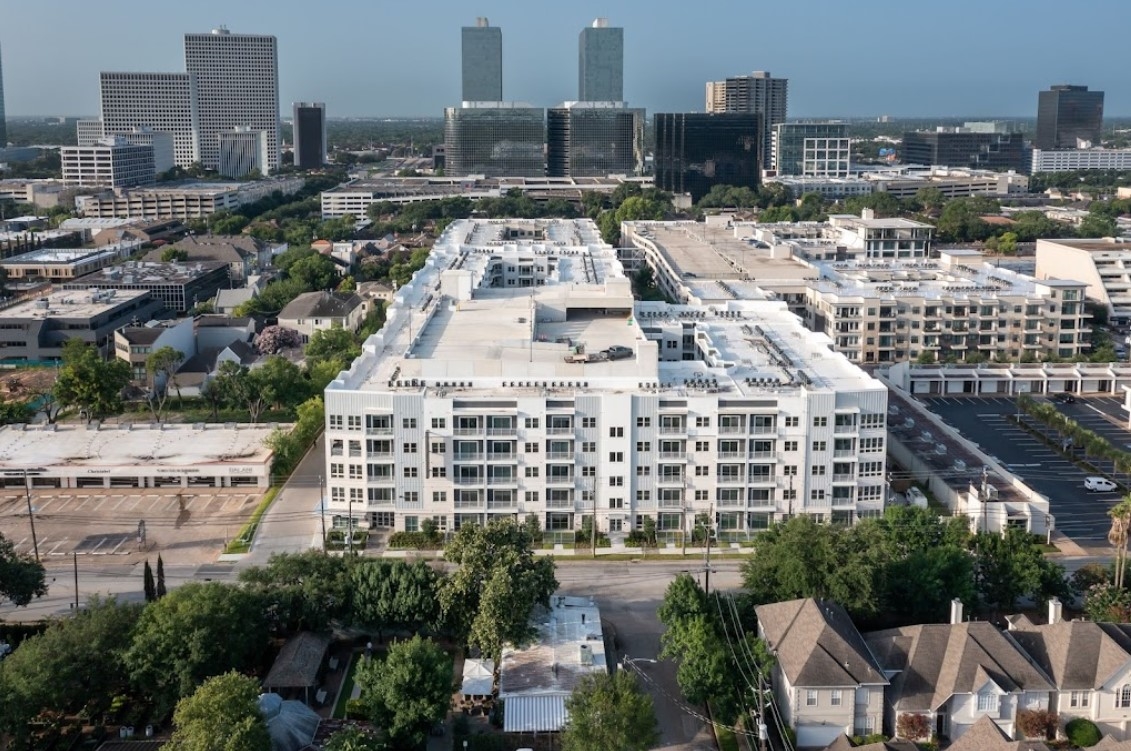 Flats at West Alabama Houston 1579+ for 1, 2 & 3 Beds