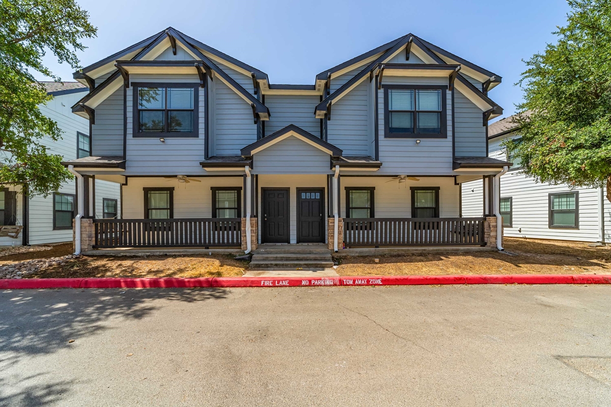 List of 78249 Apartments Starting at $700 - View Listings