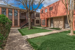 Quarter Apartments San Antonio Texas