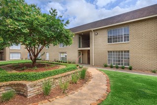 Residence at Garden Oaks Apartments Houston Texas