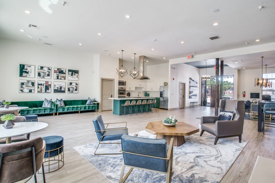 Neurock of Destino - Clubhouse - Photo 7 of 28