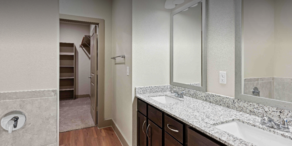 Cole Creek Estates - Bathroom - Photo 6 of 7