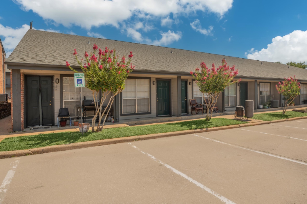 Marley - Exterior - Photo 6 of 23